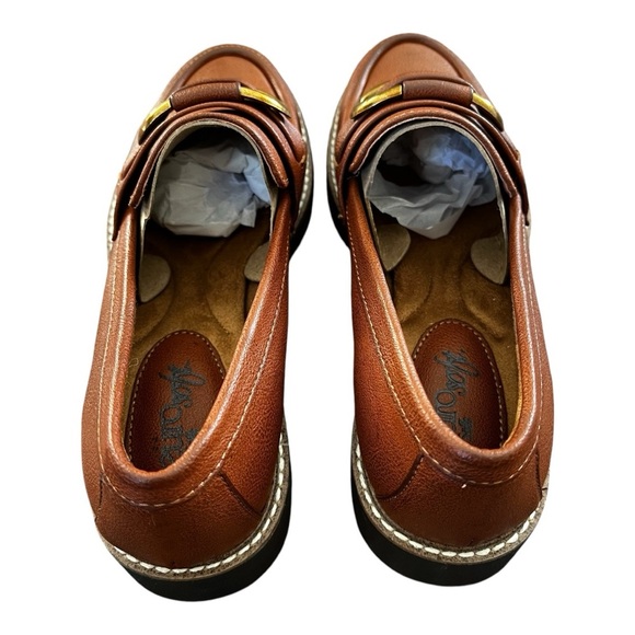Eurosoft Lola Loafer Women’s Brown Slip On Lug Sole Support Footbed NIB Size 6 - Picture 5 of 10